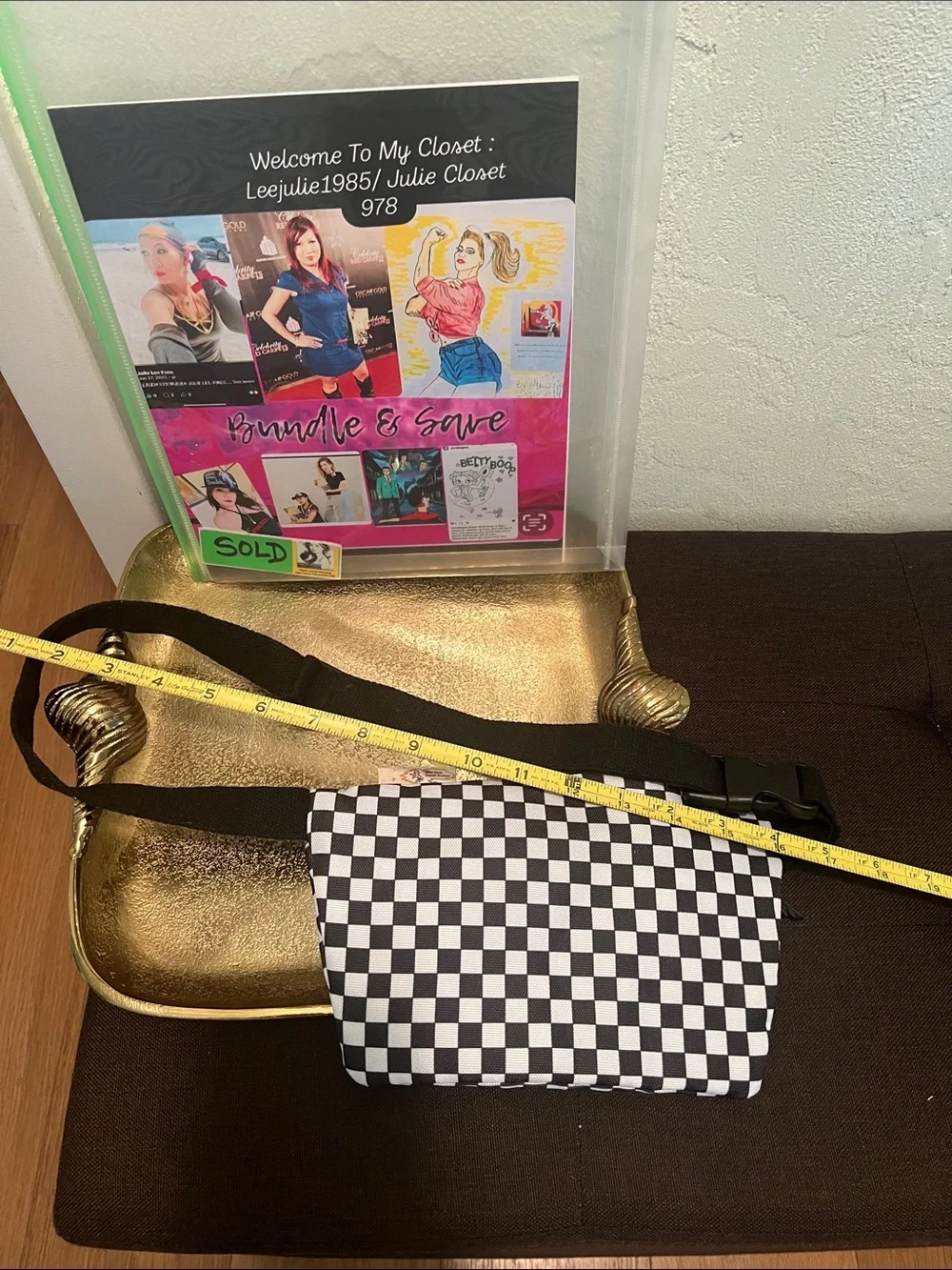 #2070**Unisex’s Jack Daniel's Black & White Checkered Fanny Pack - Picture 3 of 11